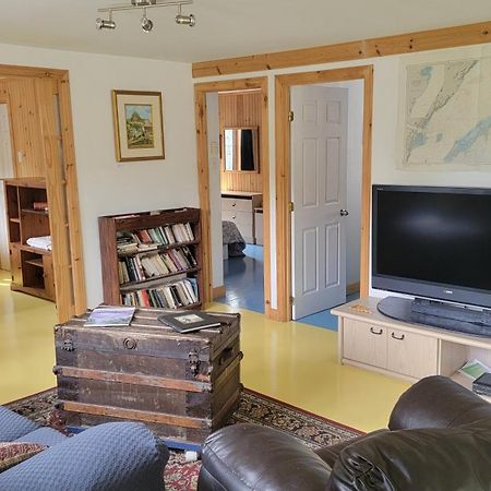 La Maison Du Capitaine Tadoussac Eksteriør bilde
